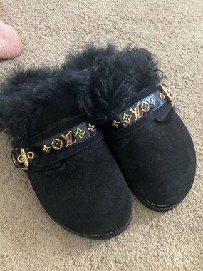 Louis Vuitton Black  Fur-Trim Slip-On Clogs with Gold Accents mules size 39
